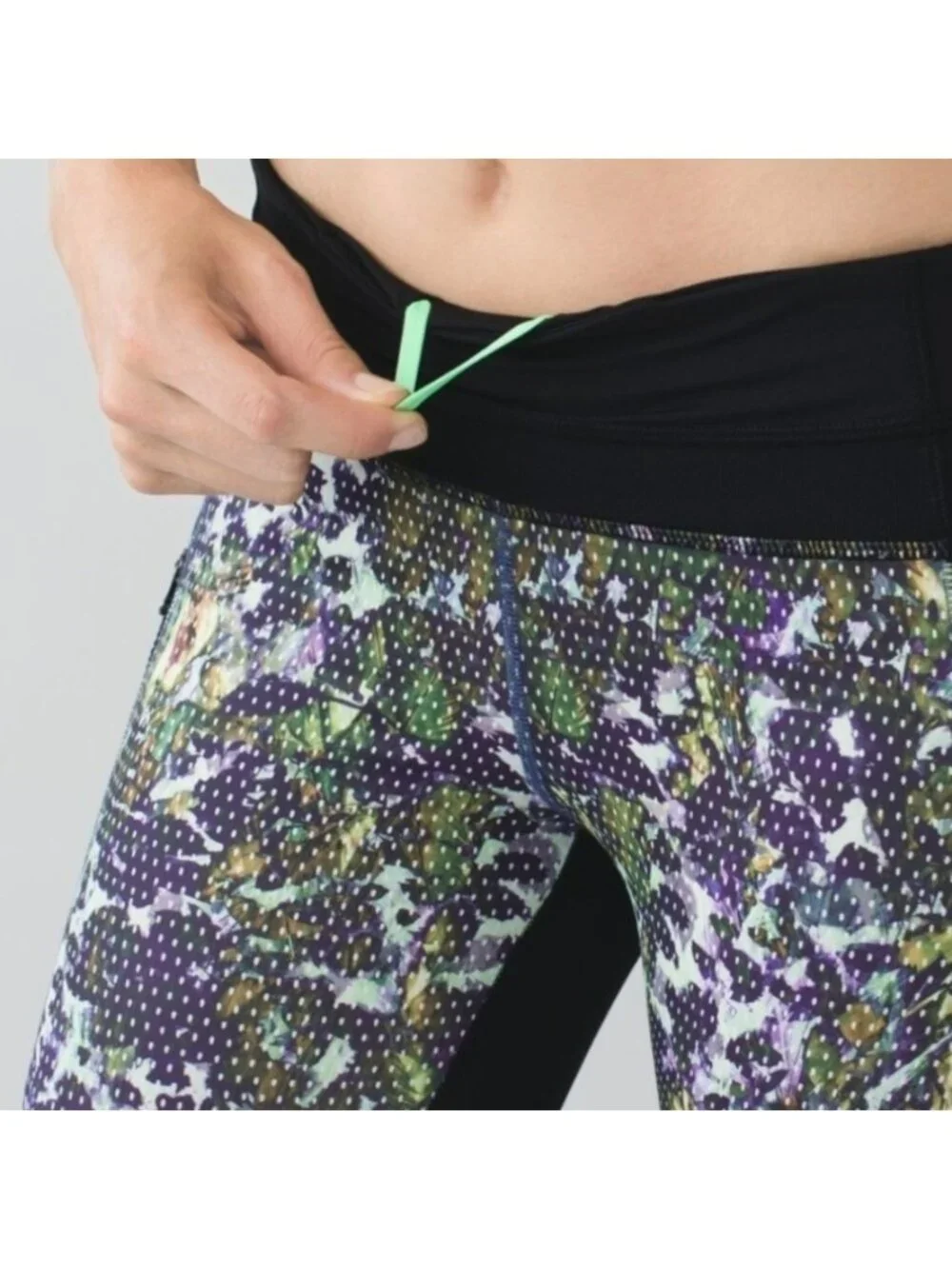 Lululemon Run: Top Speed Crop *Full-On Luxtreme